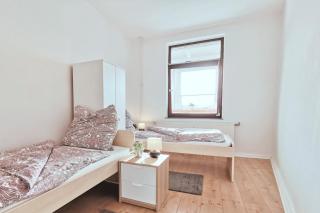 Geräumige, helle Ferienwohnungen mit Balkon in Bremerhaven - 4