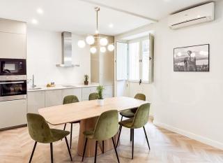 Stylish 2-Bed Apartment, Heart of Málaga REMS - 8