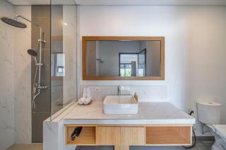 Casa de River Nyanyi - 2BR Villa Private Pool with River and Jungle View - 1