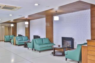 Avari Xpress Gulberg - Lahore - 2