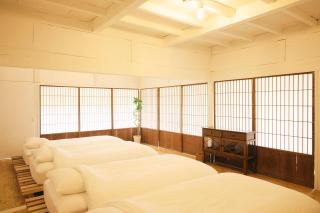 GIVE ME FIVE -TukTuk Base- near Takahama blue beach - 6