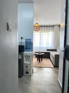 Nesty 2BR Ensuite - Elevator, Secure Parking & WiFi Near United Mall and Mega City - 8