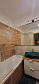 Blisko lasu z ogrodkiem - 2