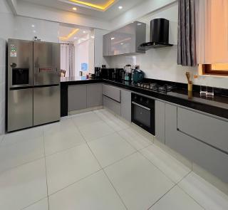 Penthouse Seaview Gem - 4