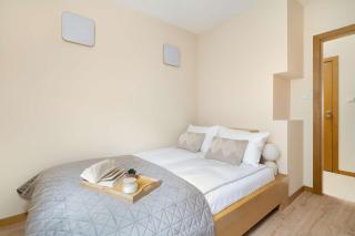 Functional & Modern Apartment with Parking and Balcony by Noclegi Renters - 9