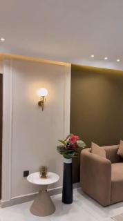 Cozy Apartments Bahria Town Lahore - 3