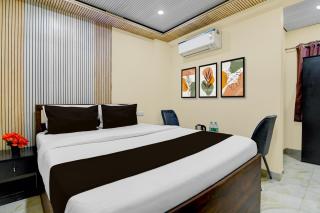 Super Townhouse Madhyamgram Chowmatha Bus Terminal Kolkata Formerly Star Guest House - 9