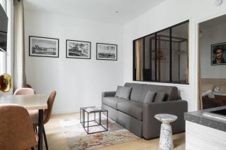 TheBlueStay 350 - Stunning Apt in République - 0