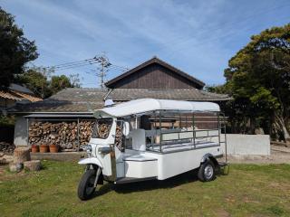 GIVE ME FIVE -TukTuk Base- near Takahama blue beach - 0