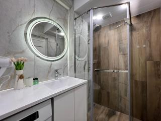 Central Inn Apartments on Koghbatsi 1 - 4