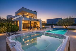Villa Una in Pula with heated pool and whirlpool - Pula - 6