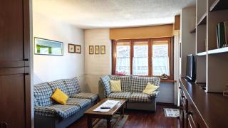 Hostdomus - Violet Apartment - 1