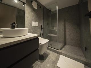 Elegant 2br Apt Premium location - 1