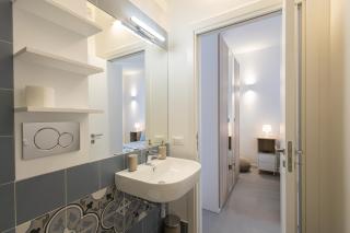 Montebello Room's - 1
