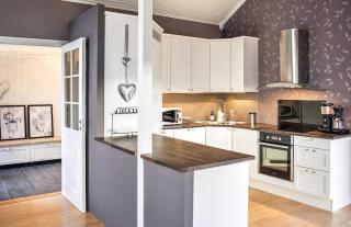 Luxury Fjord Cabin with jacuzzi, boat dock & view - 1