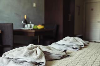 Silver Sea Holiday Apartments - 9