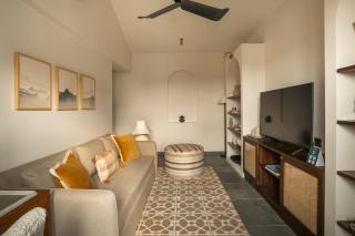 LohonoStays Villa Amora B - 6