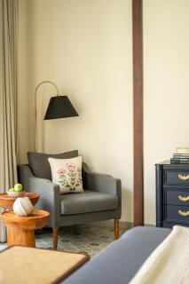 LohonoStays Villa Amora B - 2
