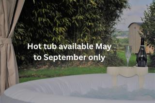 Shepherds hut with valley views - 5