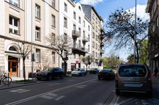 Śląska Urban Retreat Studio by BookingHost - 7