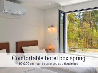 Baham-Apartment Nuernberg - including hot tub, sauna, massage chair, roof terrace, barbecue - metro 15 min, exhibition center 8 min walk - 9