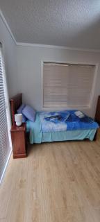 Apartment 1 - Family size apartment - 13 minutes to Melbourne Airport - 8