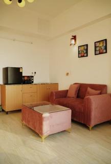 1 bhk luxury apartment at Spectrum Mall with Swimming Pool - Ghumloo - 2