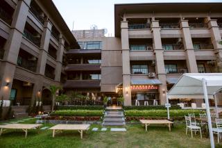 Brown House Hotel - 6