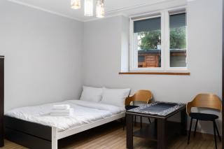 Śląska Urban Retreat Studio by BookingHost - 9