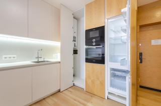 20-205 Kvartet, Vasyl Lypkivskyi 16g, Kyiv, railway station, metro nearby, fantastic city view, 15 kW backup power, Petrovdom Apartment - 2