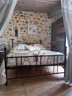 location Seillans var studio lavande 1e etage - 9