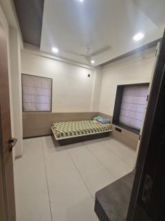Lavish 3Bhk Shantai Apartment for Family - 9