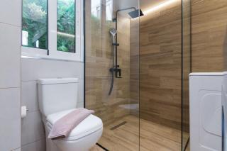 Modern 1 Bd Stay Near Piraeus Tower - 8