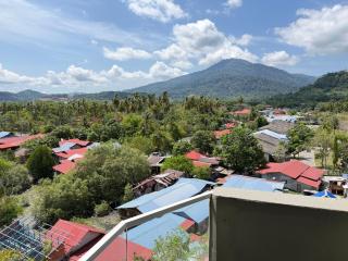 Hillview Cube w/Rooftop Pool - 6