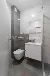 Warm-colored stylish apartment - 5