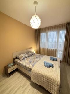 Sunset Luxury One Bedroom Apartment - 2