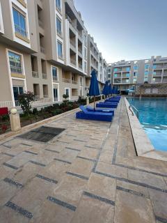 Hub resort - 9
