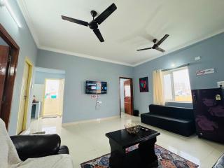VJH 601 1BHK Penthouse by Charter Stays - 3
