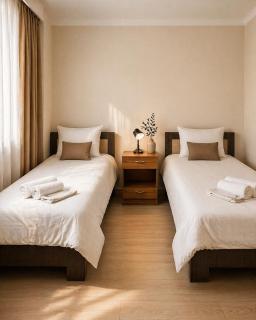 La Casa de Armenie - Large 3-Bedroom Apartment, 2 Bathrooms, Balcony - 6