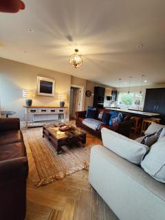 Bedrock House - 5