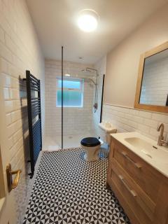 Bedrock House - 4