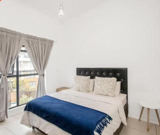 Dainfern Luxury Penthouse - 5