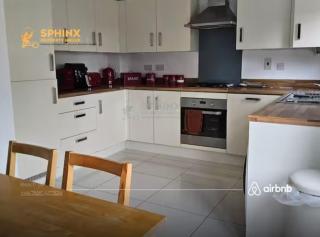 Modern 3BR Home Central Northwich Free Parking - 7
