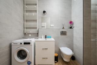 Łopuszańska Comfy Apartment by BookingHost - 3