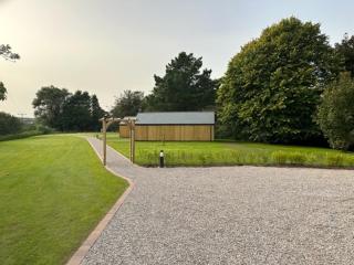 Riverside Retreats - Bella Parking & Sleeps 4 - 9