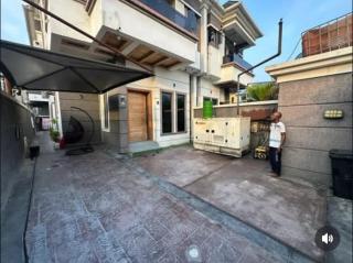 Jolie Homes - 1