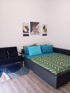 Airport Nook by Cherry - 8