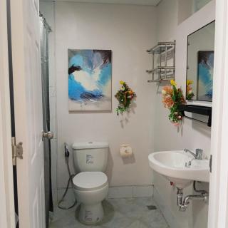 Airport Nook by Cherry - 6