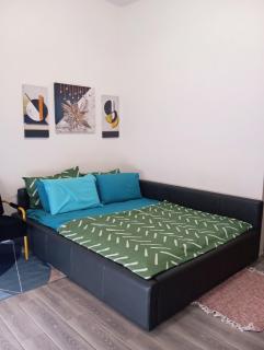 Airport Nook by Cherry - 3