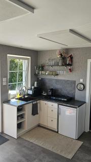 ''Ābeļdārza māja'' - 8